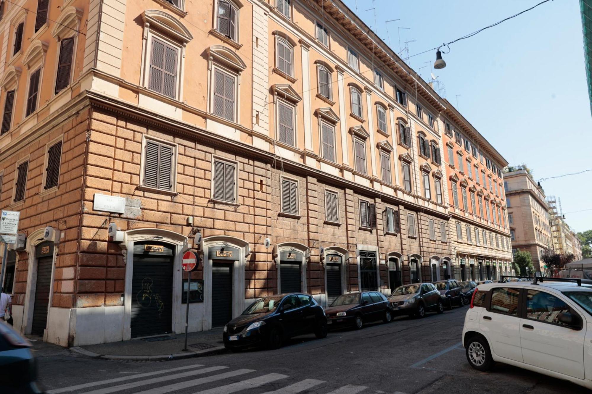 Cardinal Vatican Inn — Foto 1